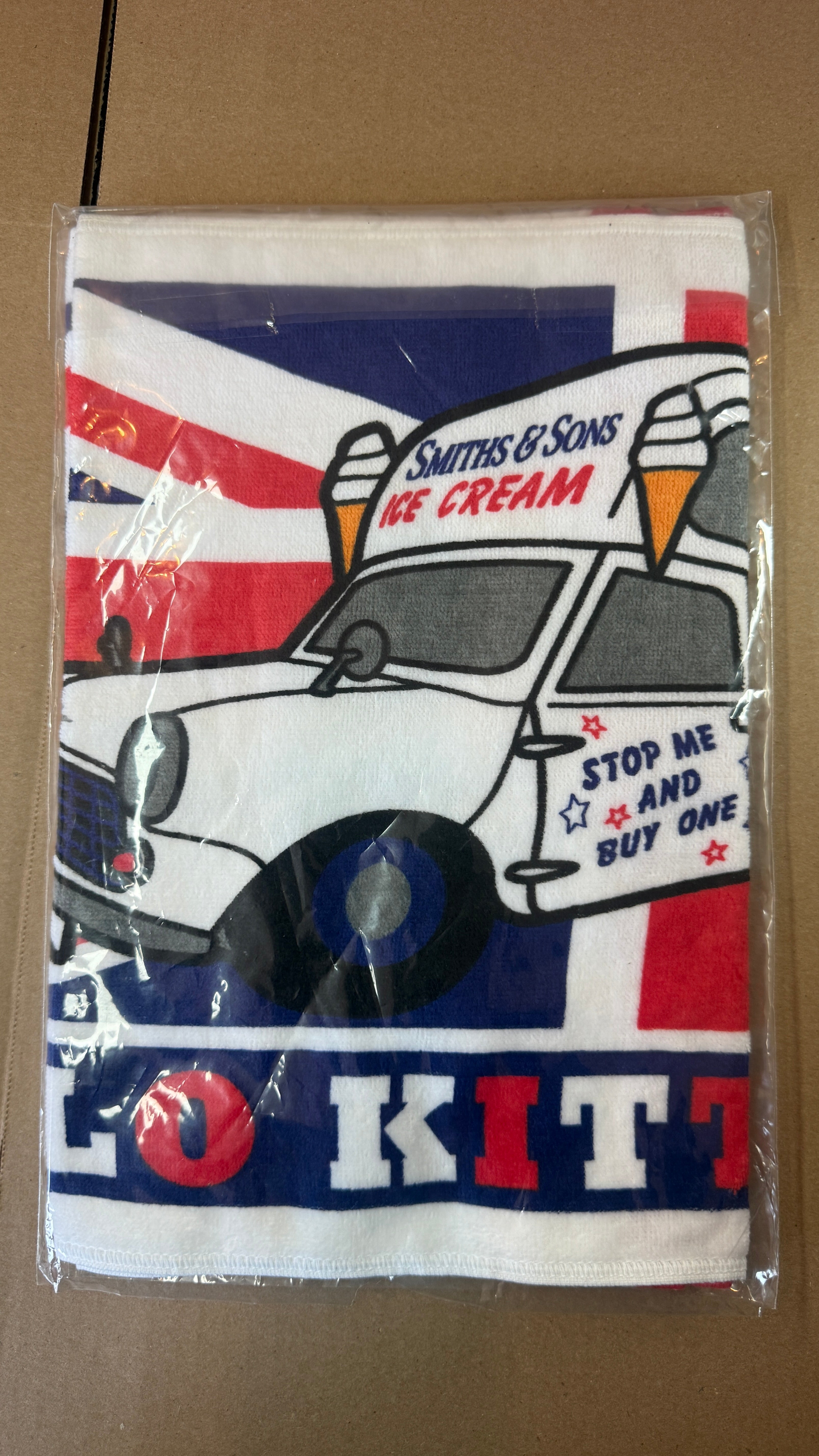 Hello Kitty Ice Cream Mini Cooper Towel